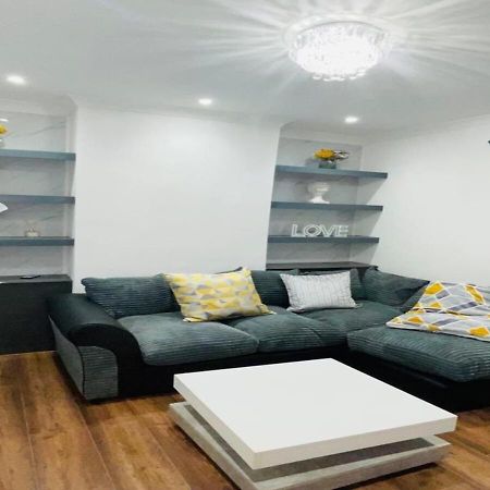 Luxury New Home Swanscombe Extérieur photo
