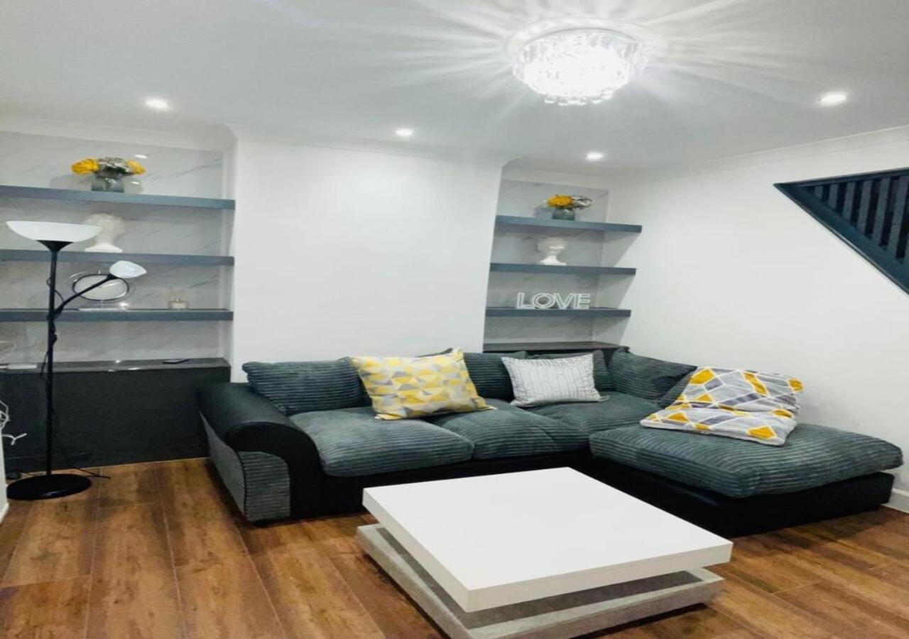 Luxury New Home Swanscombe Extérieur photo