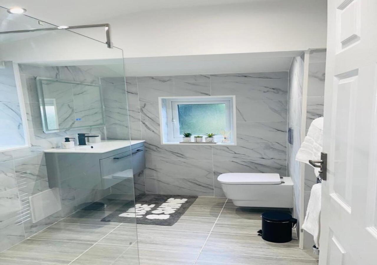 Luxury New Home Swanscombe Extérieur photo